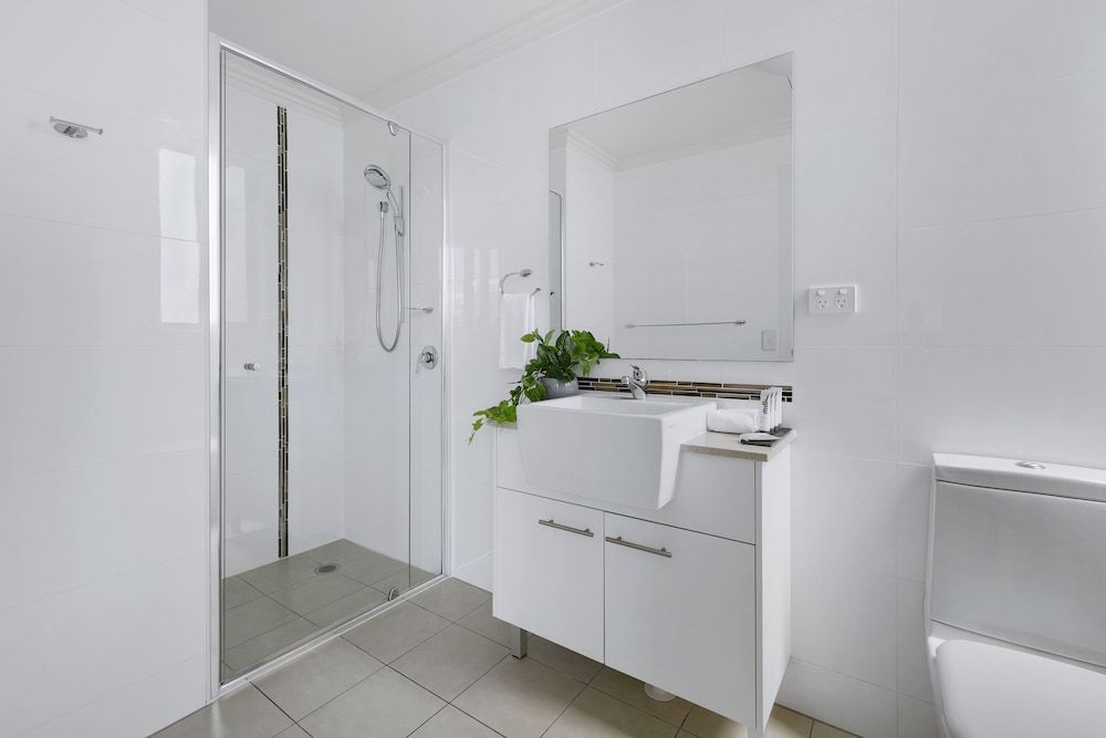 Hotel Diana South Brisbane One Bedroom Apartment