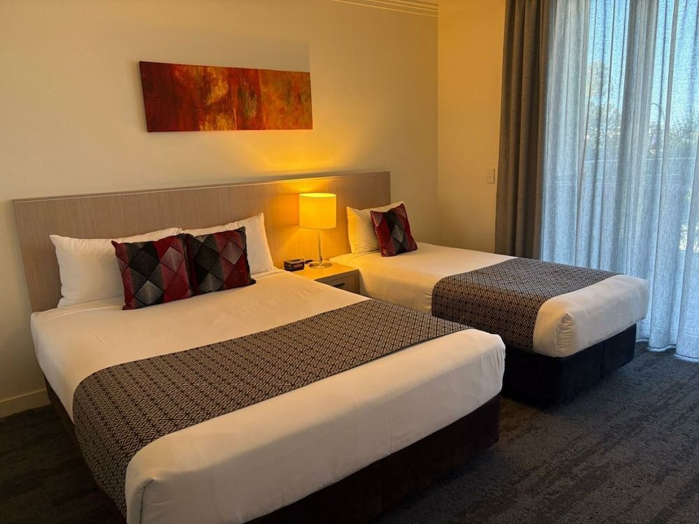 Hotel Diana South Brisbane Superior Apartment, Multiple Beds