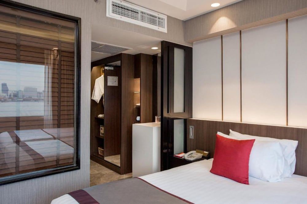 Ramada Plaza by Wyndham Bangkok Menam Riverside Superior Room, 2 Twin Beds