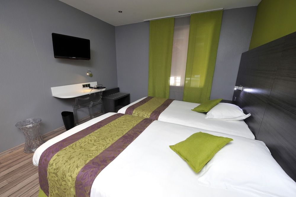 Elegant Premium Twin Room