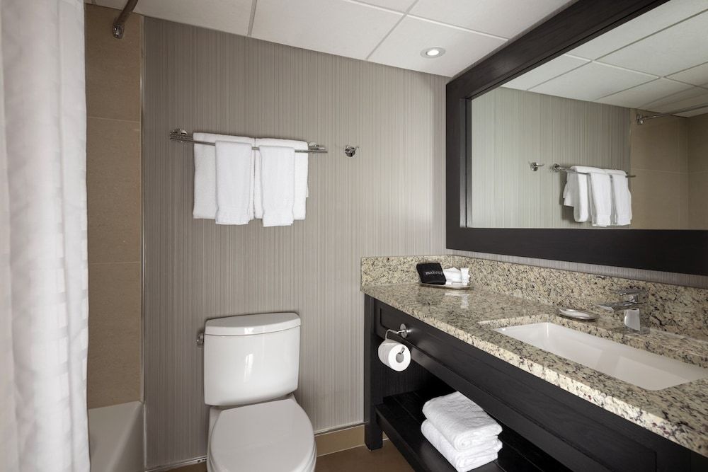 undefined Banff Park Lodge 7