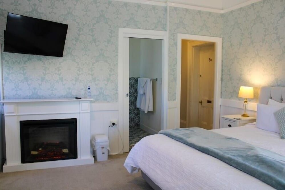 Windarra on High Family Suite, Garden View 3