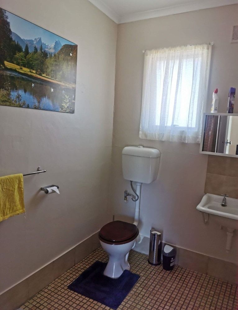 Kimba Units Classic Apartment 5