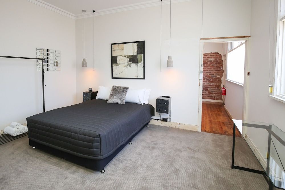 Indulge Apartments -The Urban Collection Chamber 4 2