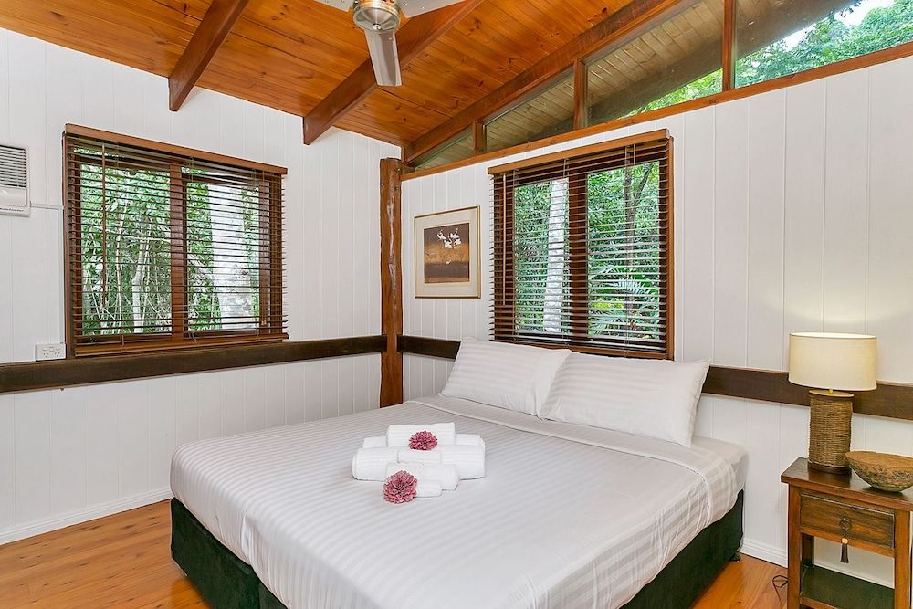 Luxury Tree House, 5 Bedrooms