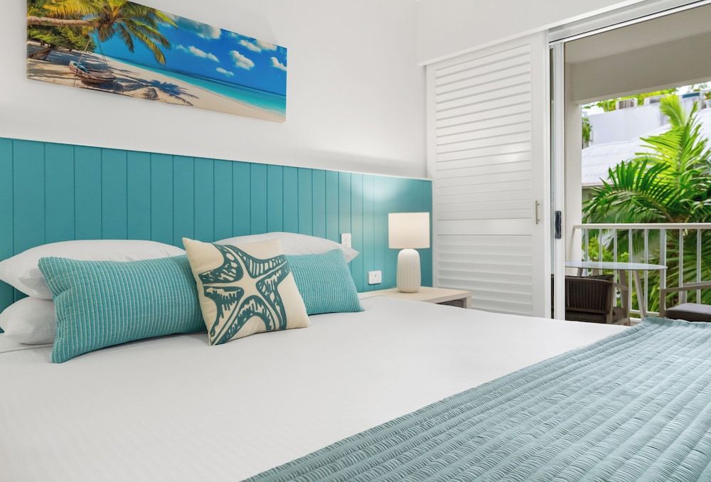Seashell Two Bedroom Apartment 3331/32 - 3rd Floor