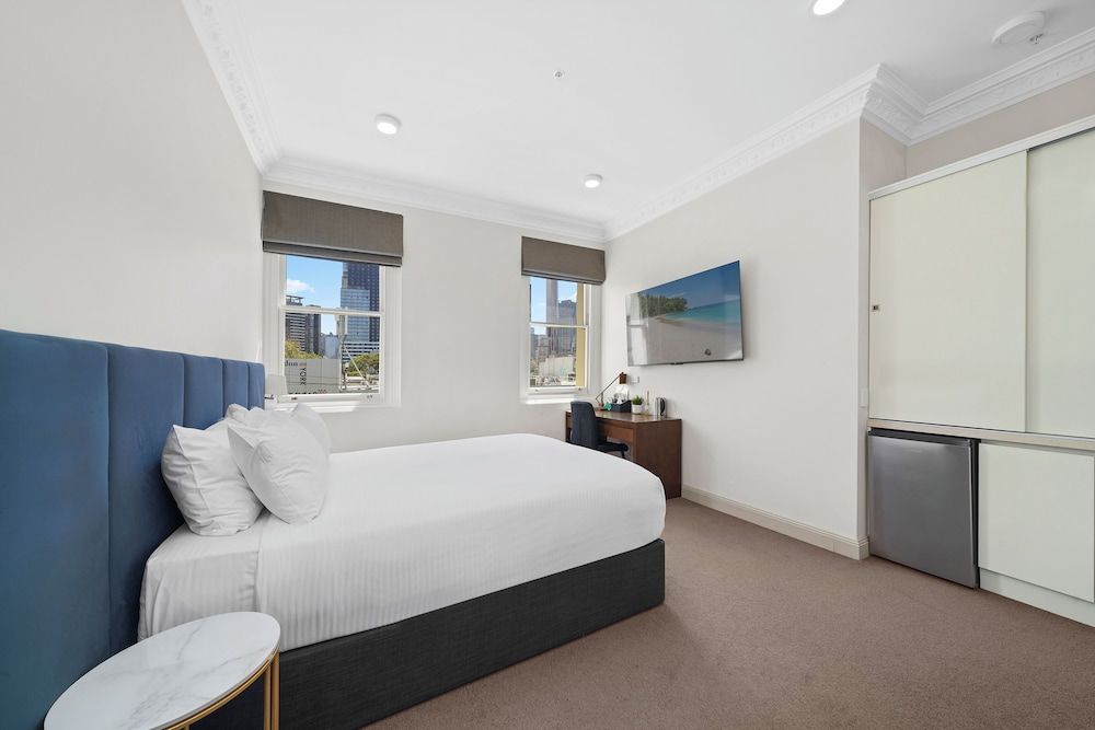 Clarendon Hotel Melbourne Standard Room 3