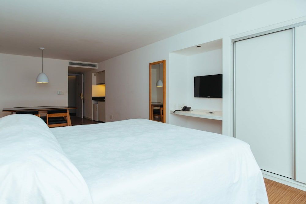 Golden Beach Resort And Spa Standard Room 4