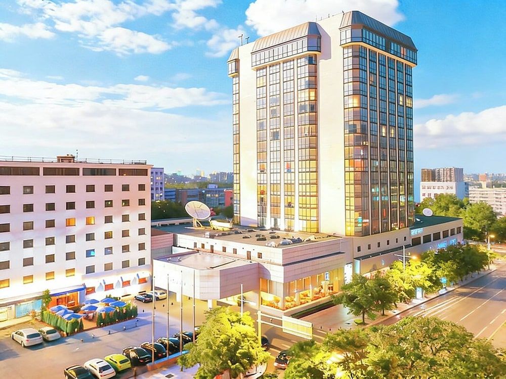 undefined Peace Hotel Beijing 3