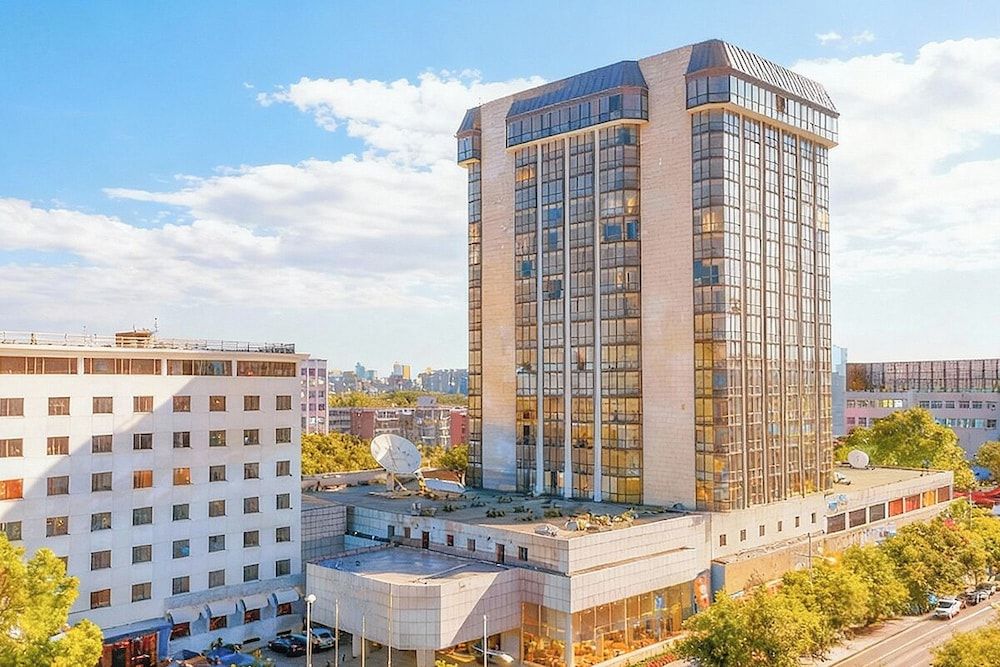 undefined Peace Hotel Beijing 2