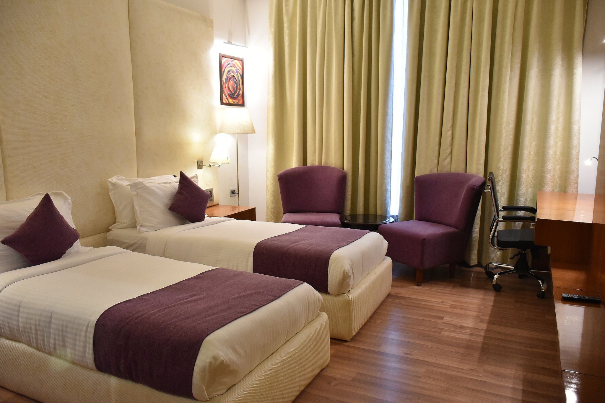 Millenium Inn Executive Room 3