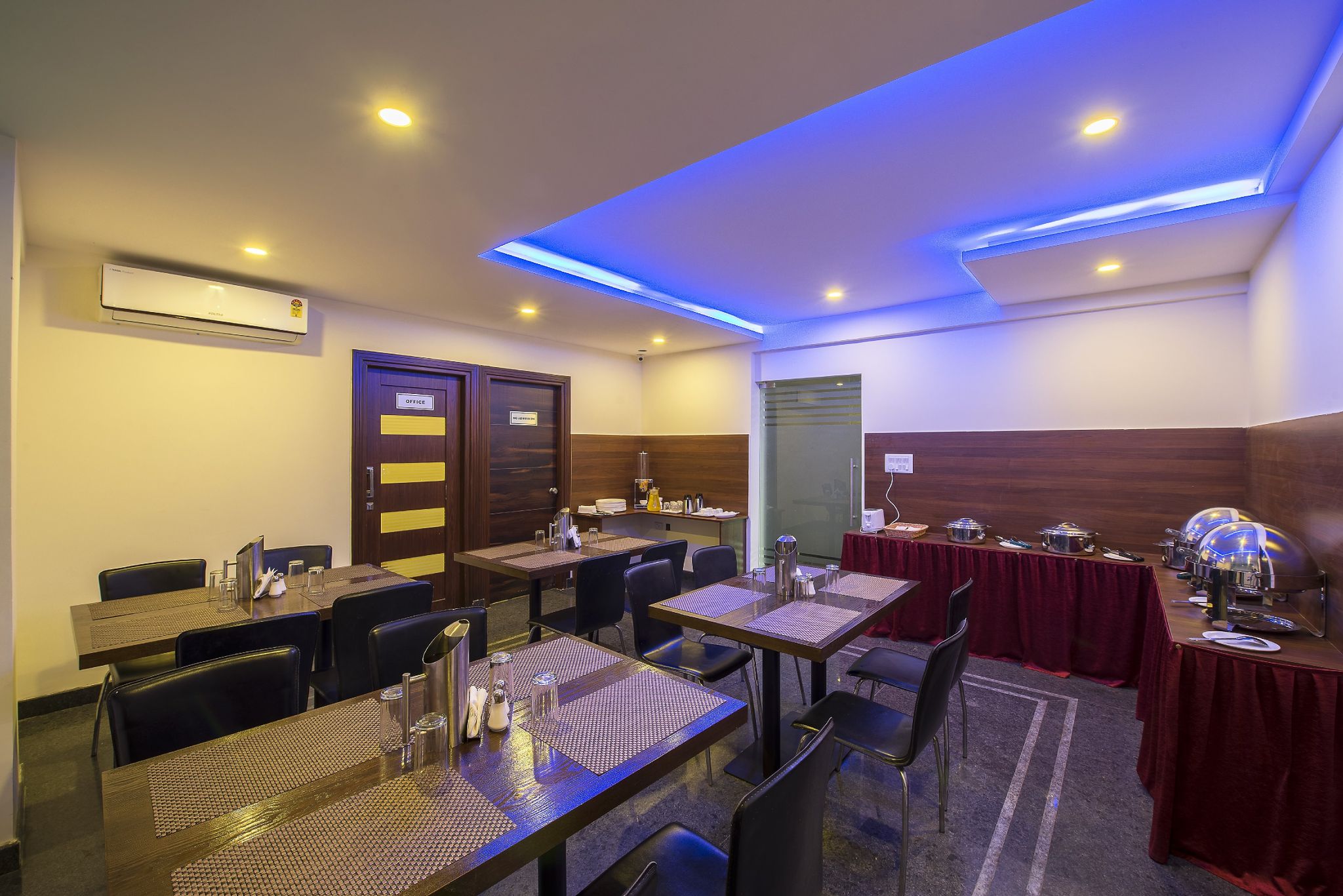 undefined Daffodil Delight 4