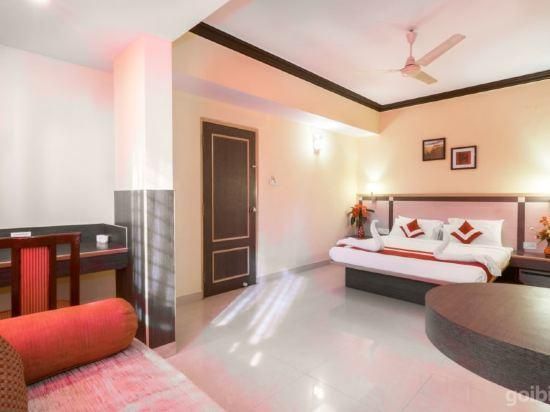 undefined Octave Plaza Hotel 10