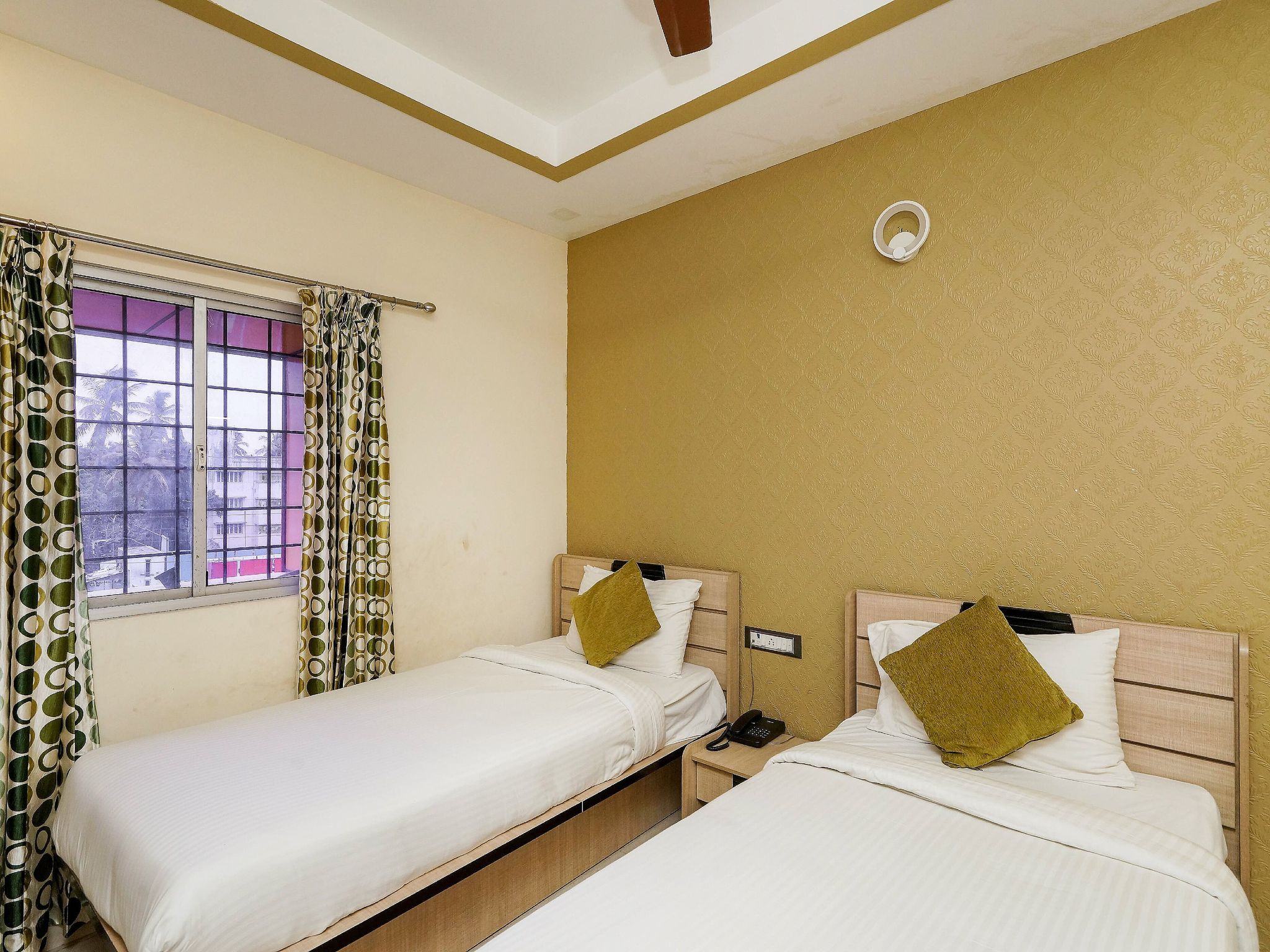 KANS ONE - KODAMBAKKAM Twin Bedroom