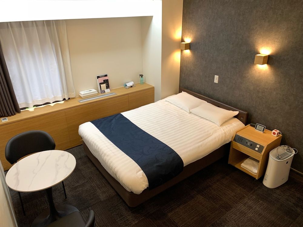 Double Room, Smoking D11