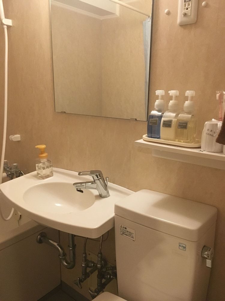 Hotel Sun City Ikebukuro Twin Room, Smoking TA1 4