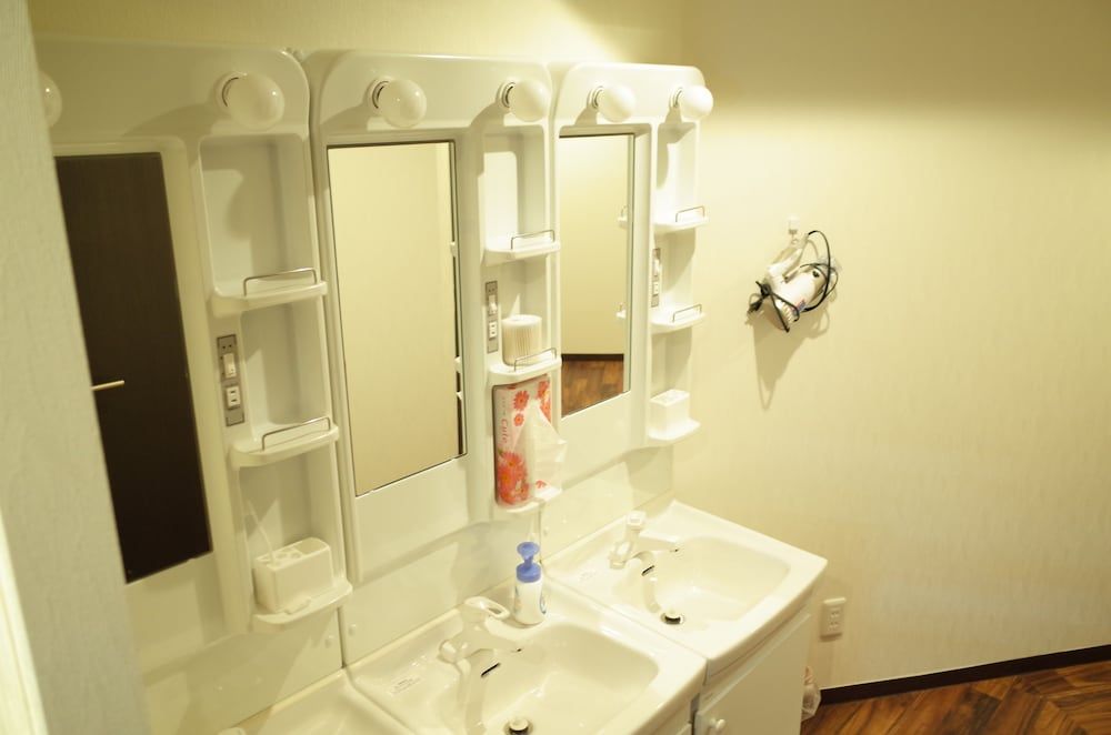 undefined bnb+ Shinjuku Castle - Hostel 8