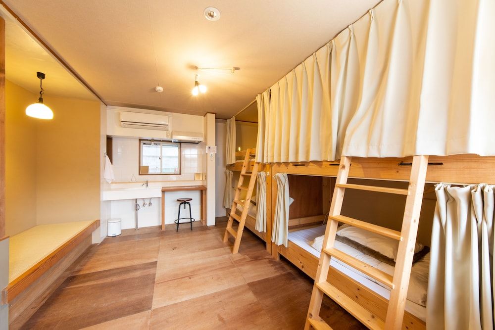 Economy Quadruple Room, 4 Bedrooms, Non Smoking
