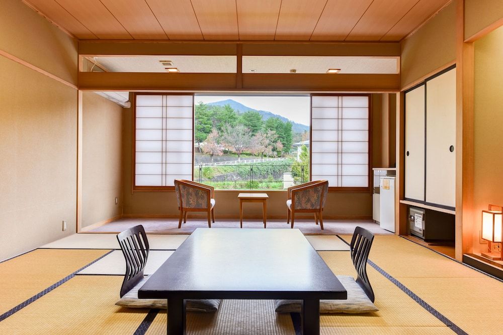 Japanese Style Deluxe Room, Private Bathroom