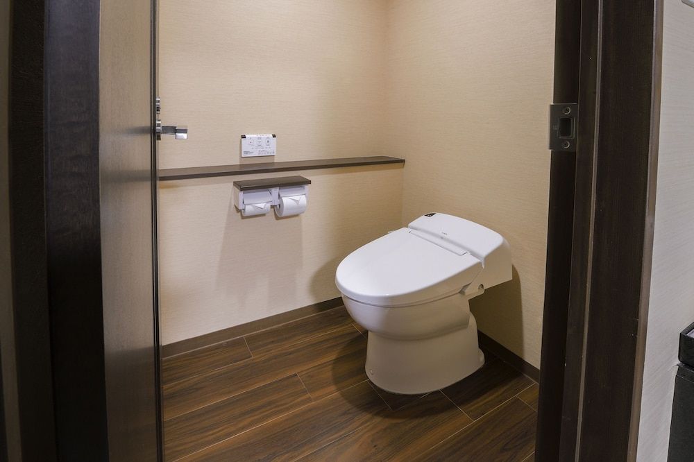 Hakone Lake Hotel Deluxe Twin Room with Tatami Area with Private Toilet, Shared Bathroom, Non Smoking 5