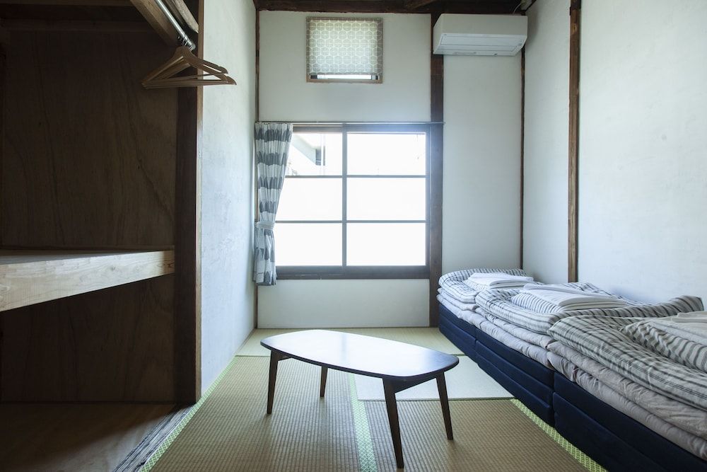Japanese-style room, occupancy 4 (no extra bedding for children)