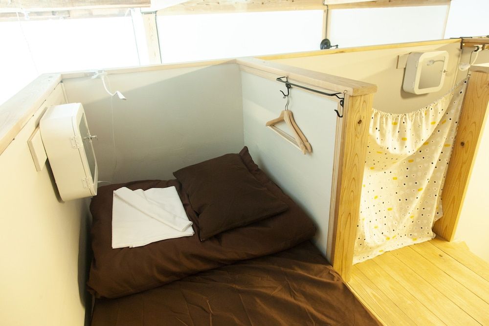 Women only, Shared Dormitory, Non Smoking