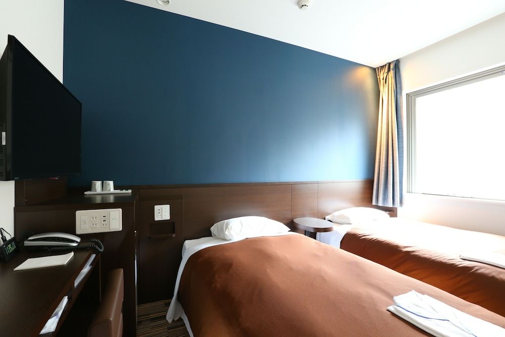 undefined Urbain Tokyo Ueno Kitasenju 2