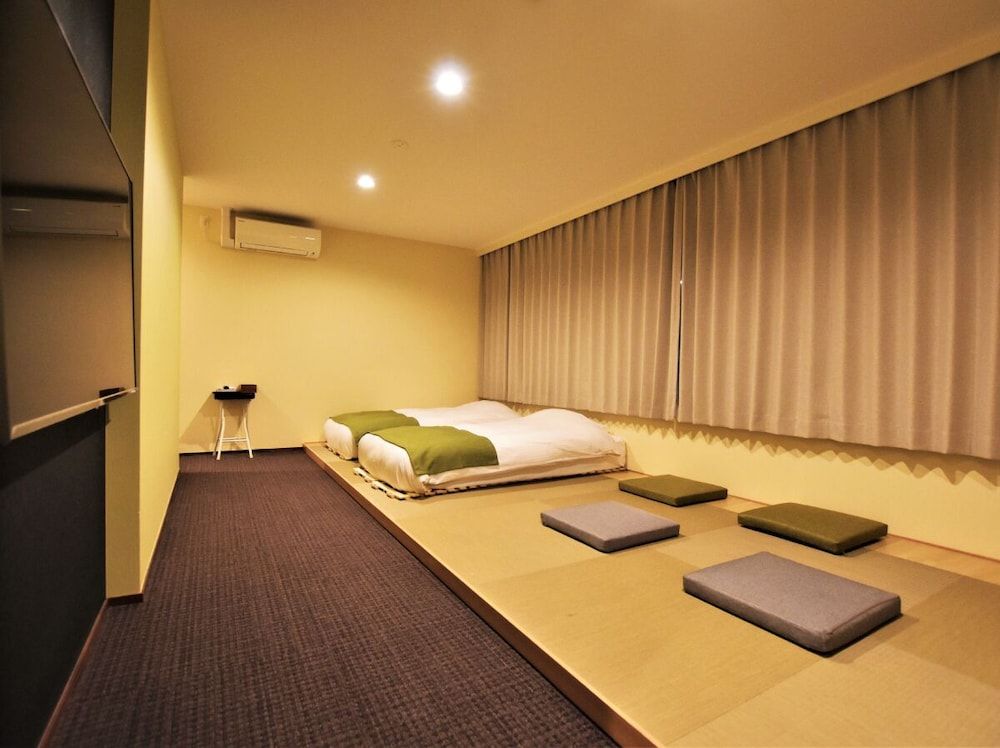 Comfort Studio Suite, Futon and 2 Twin, Hot Tub