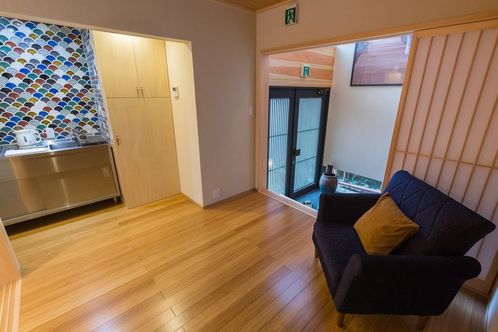 Inari Ohan Koyomi 19