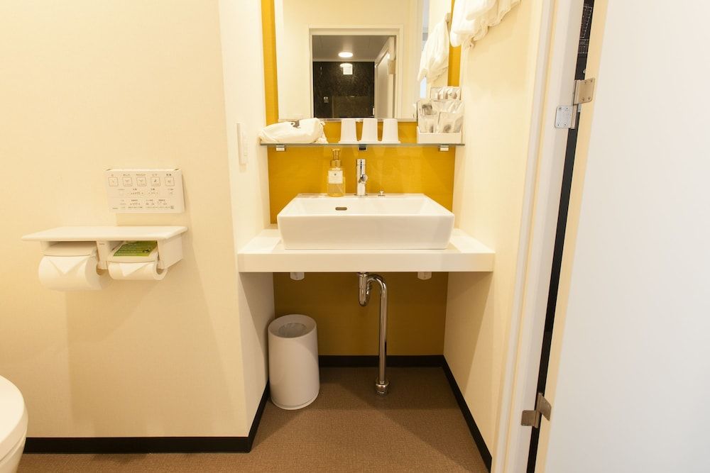 Henn na Hotel Tokyo Haneda Theater Room Triple, Non Smoking 4