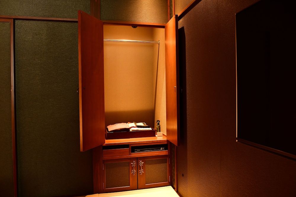 In-Room Amenity