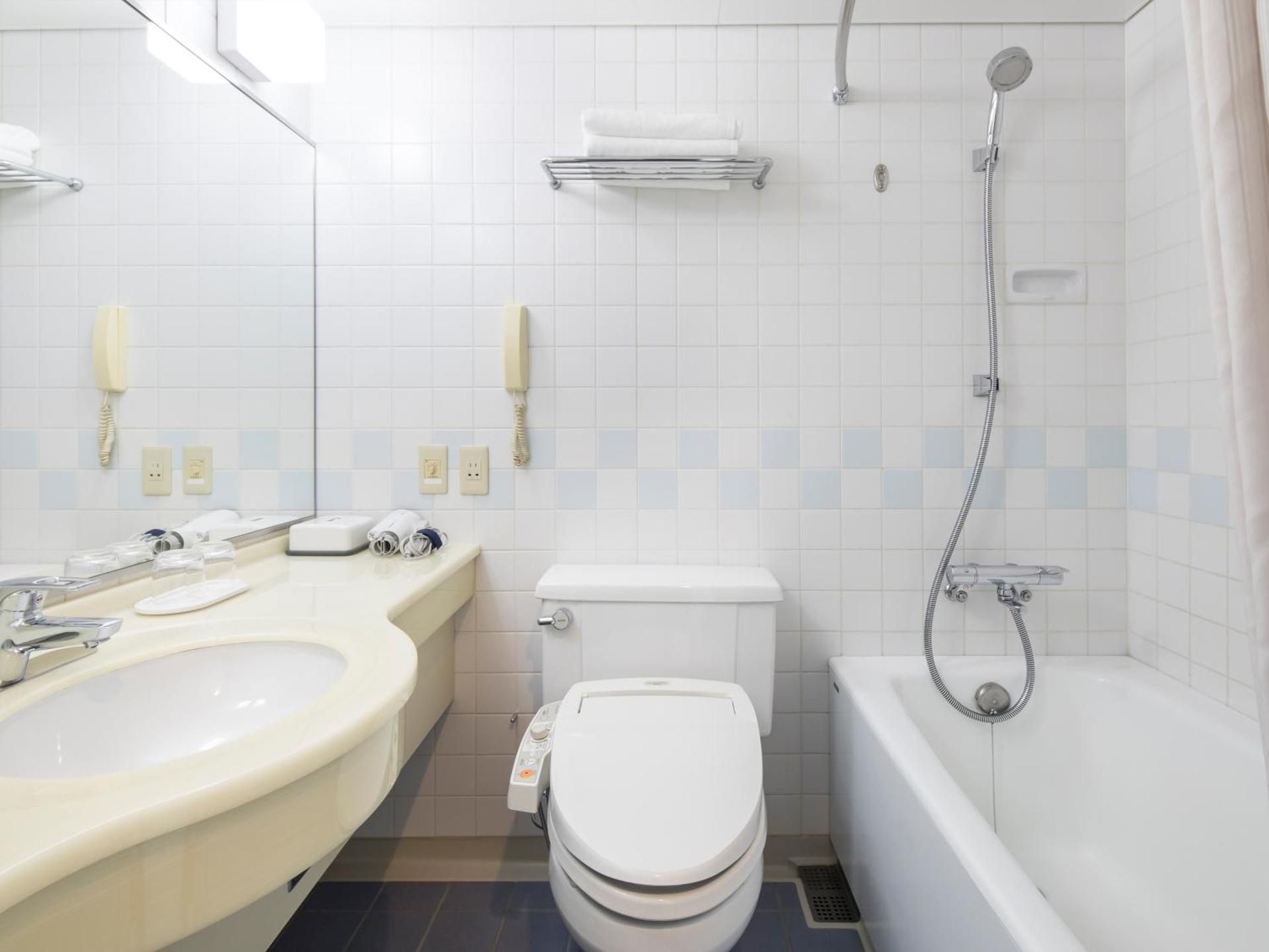 undefined ART HOTEL Osaka Bay Tower 6