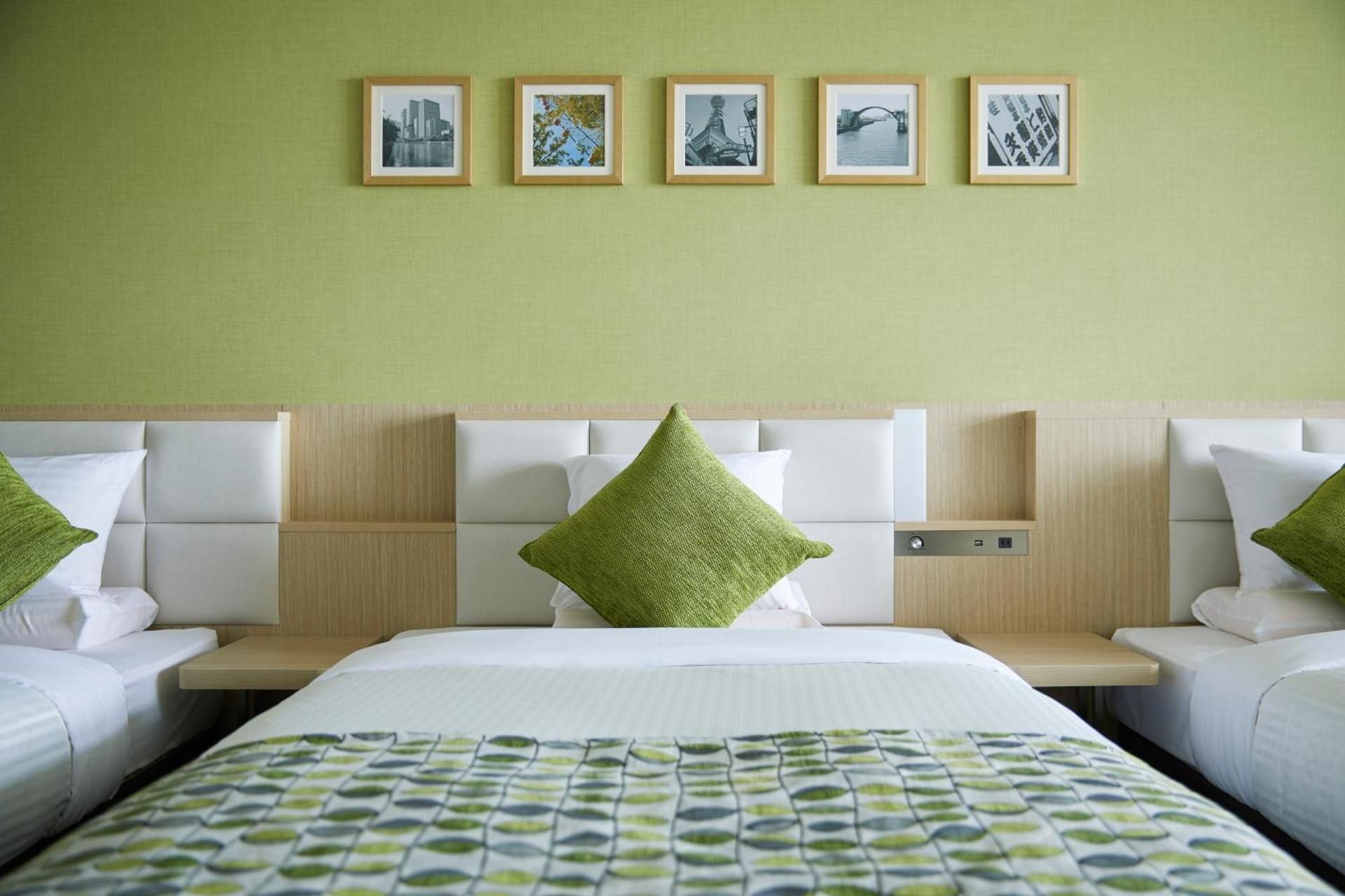 Deluxe Triple Room - Non-Smoking