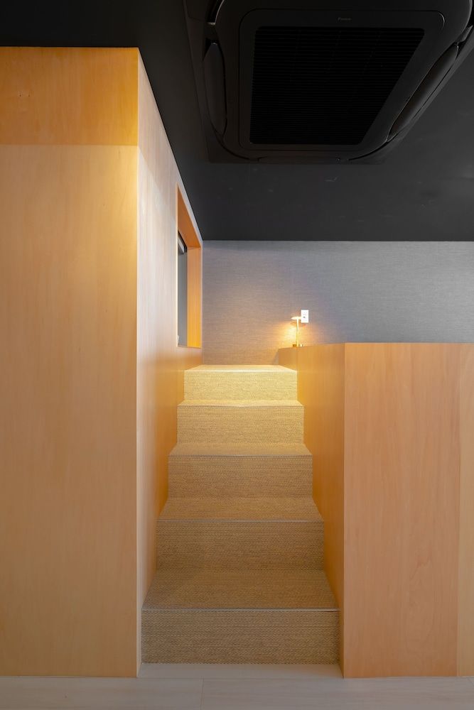 AET HOTEL Family Room, Multiple Beds, Non Smoking, City View 4