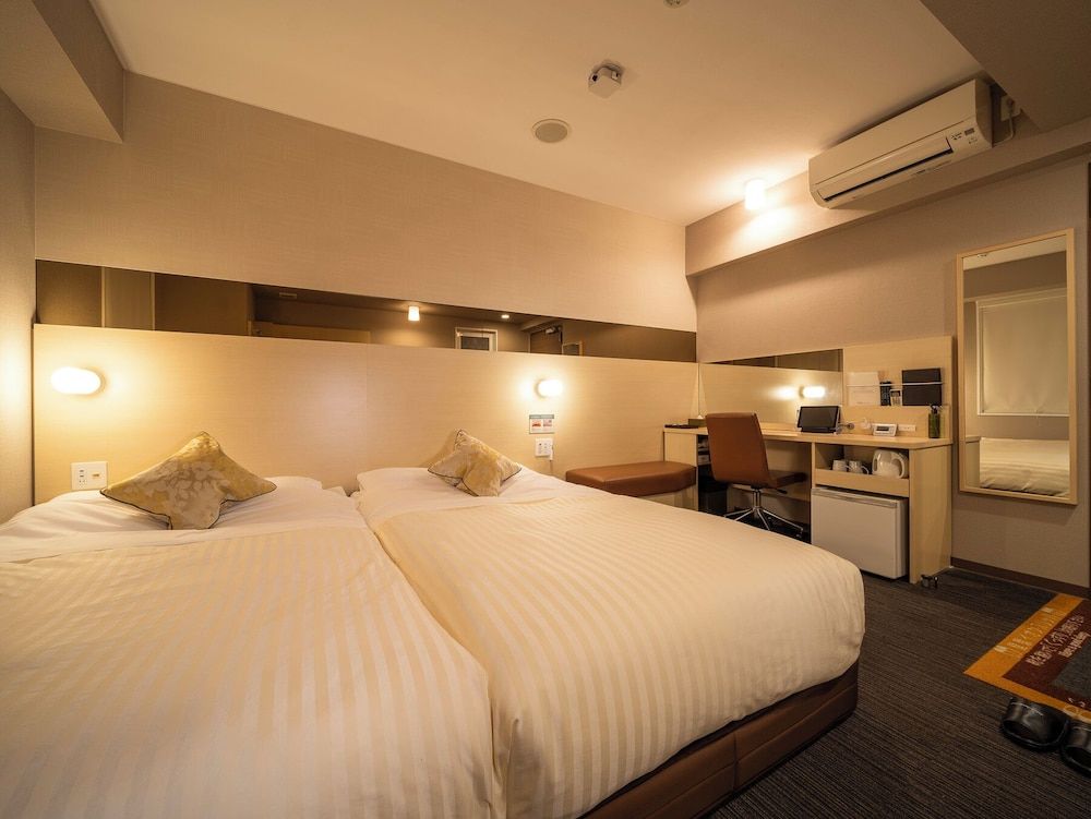 Hollywood Twin Room