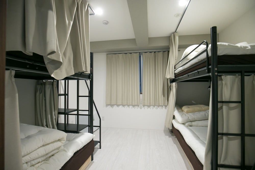 Hotel Mikado - Hostel Annex 2 Bunk Beds  for 4 Guests, Non Smoking 2