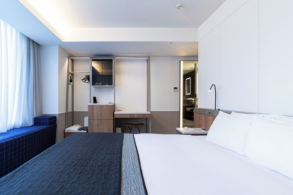 Deluxe Double Room, 1 Queen Bed, Non Smoking