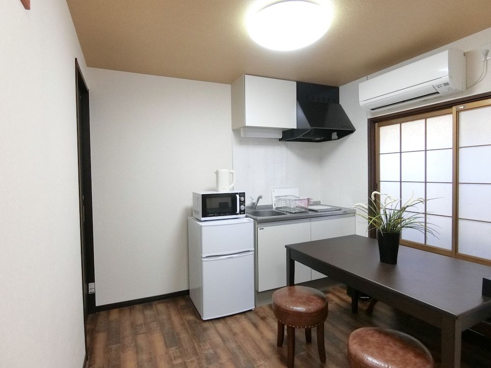 undefined Hana Botan