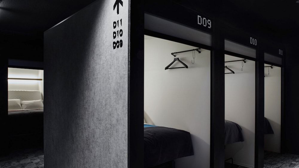 The Millennials Shibuya Neighboring 2 Smart Pods - All Gender (Over 18 years old) 10