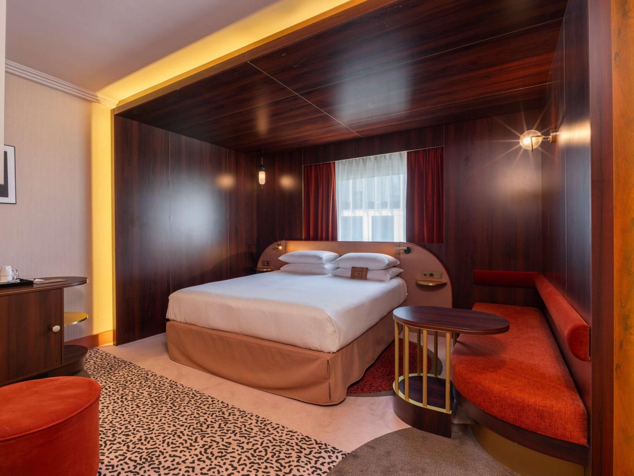 Nest Room, 1 King Size Bed