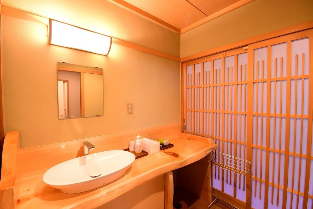Standard Room, Non Smoking, Private Bathroom