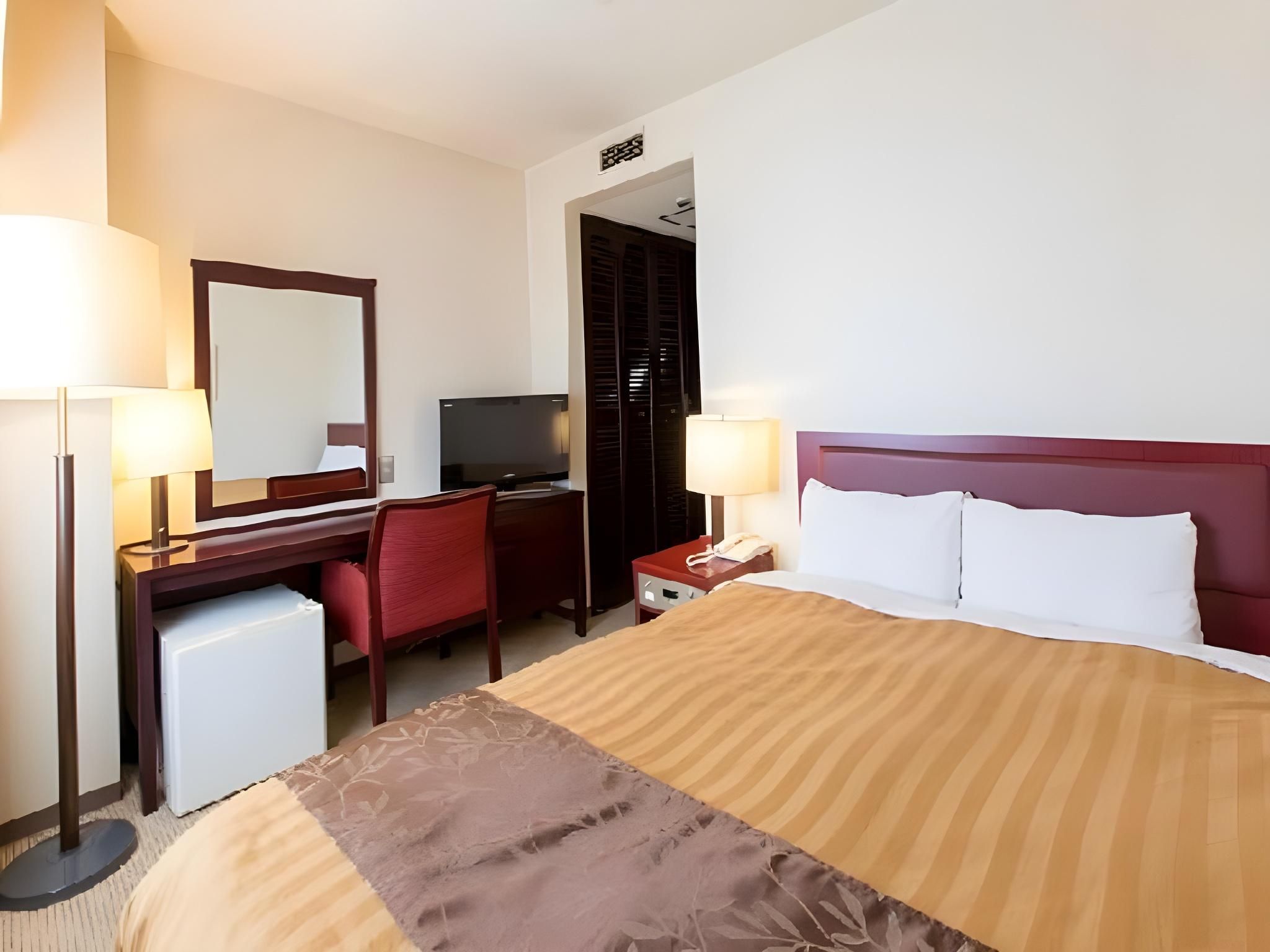 Small Double Bed