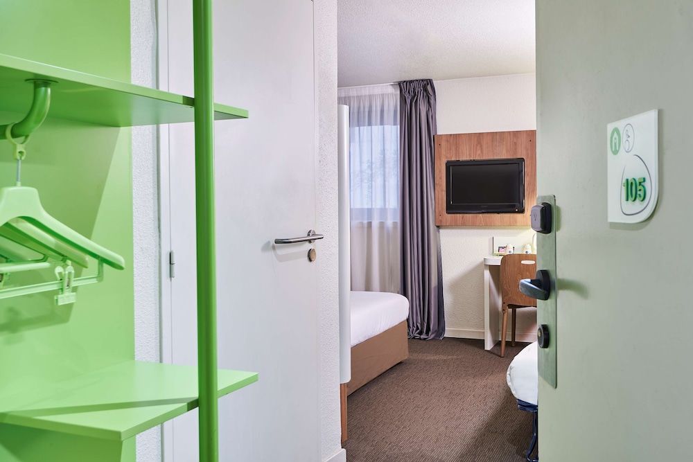 Campanile Lyon Centre-Berges du Rhône Standard Room, 1 Double Bed 11