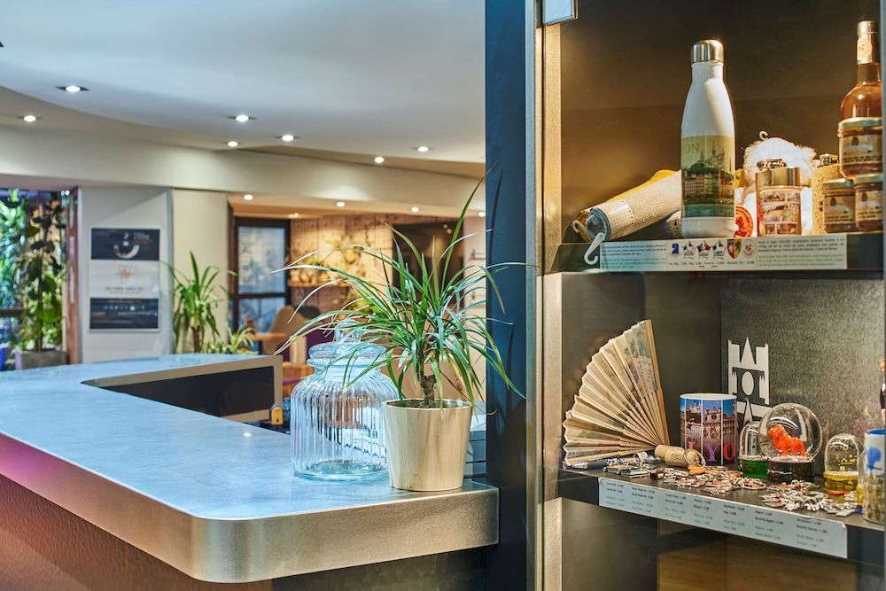 undefined Campanile Lyon Centre-Berges du Rhône 5