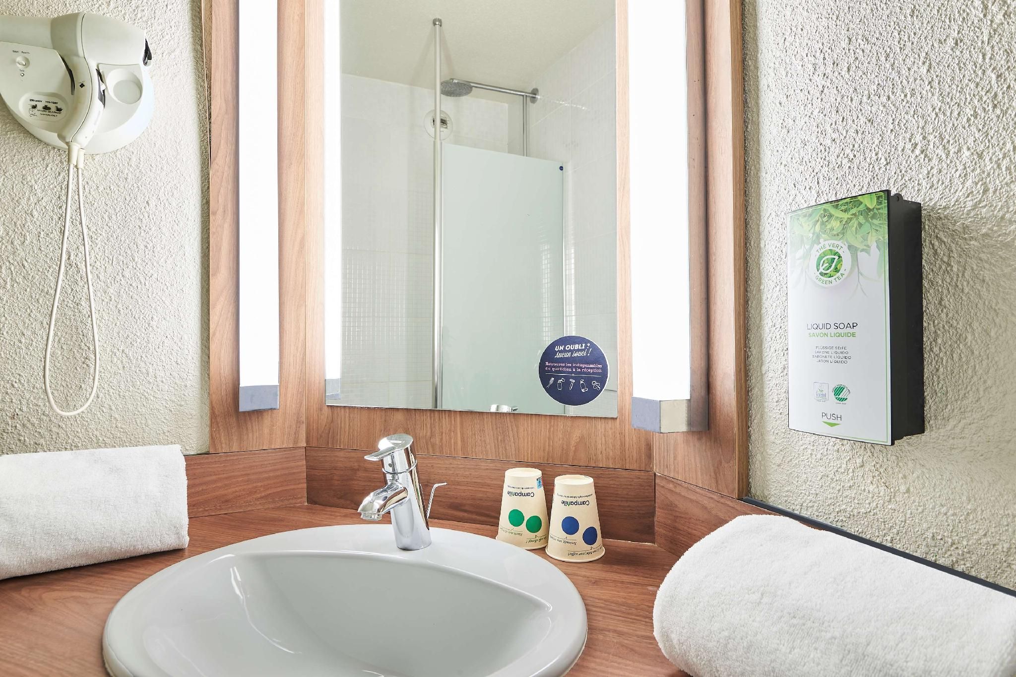 undefined Campanile Lyon Centre-Berges du Rhône 6