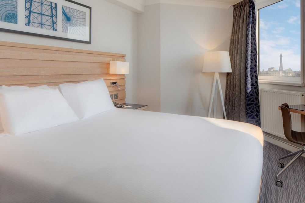 undefined Grand Hotel Blackpool 8