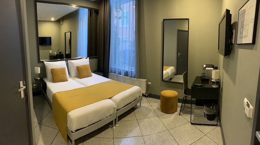 Hotel De Looier Twin Room 2