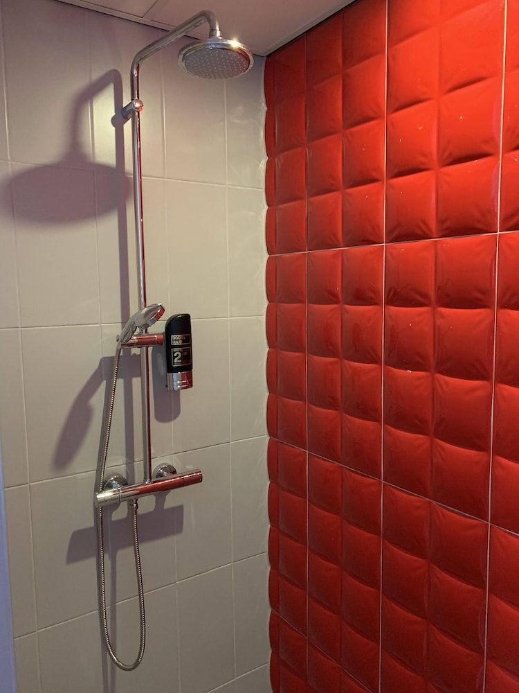 Hotel De Looier Twin Room 10