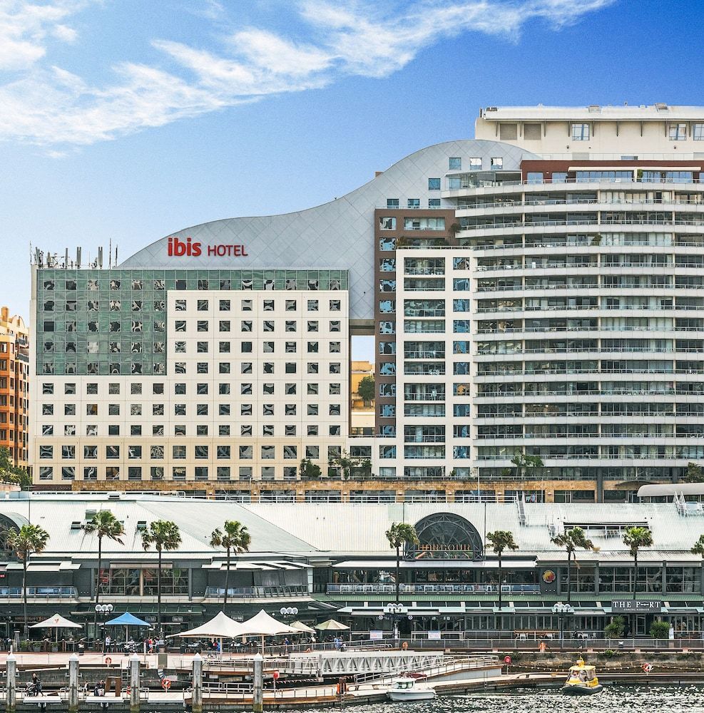 undefined ibis Sydney Darling Harbour 8