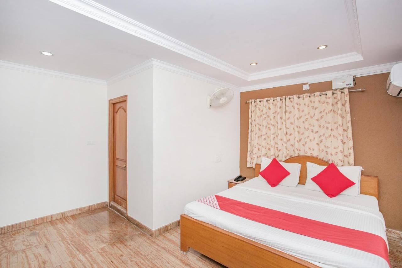 undefined OYO 10821 Sree Balaji Residency 9